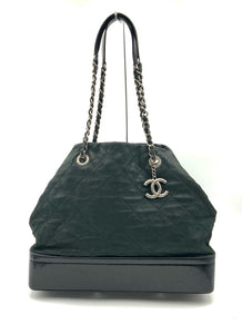 CHANEL Black Metallic Quilted Leather VIP Grand Shopping Tote 2010-11