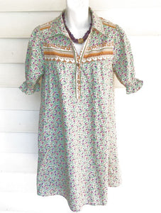 THML Green/Lavender/White Floral Puffy Sleeve Dress