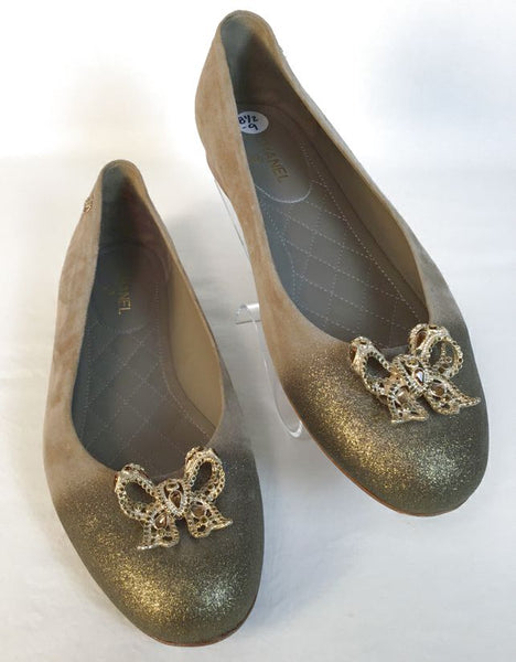 CHANEL Taupe Suede Gold Glitter Accent Crystal Bow Flats 8.5-9