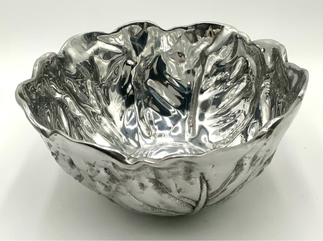 Aluminum Salad Bowl with Cabbage Design