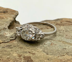 Platinum & Diamond Victorian Style Ring